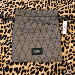 VS Garment Bag